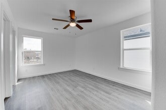 Building Photo - 8128 Sterlingshire St