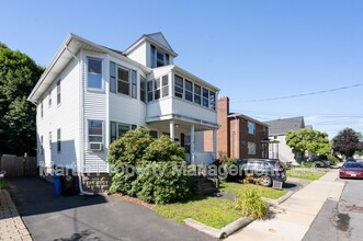 Building Photo - 27 Grant Ave