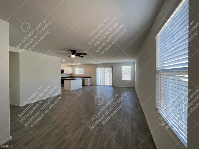 Foto del edificio - 4 br, 2 bath House - 2735 N Mulberry Pl