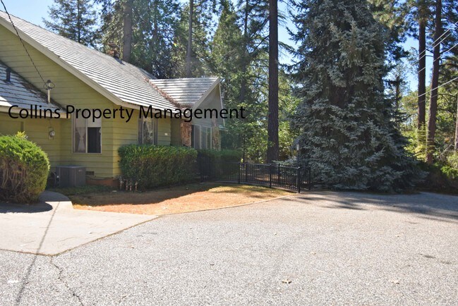 Building Photo - 14201 Rattlesnake Rd