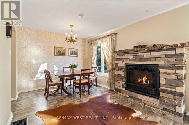 Building Photo - 249 Hodgson Dr