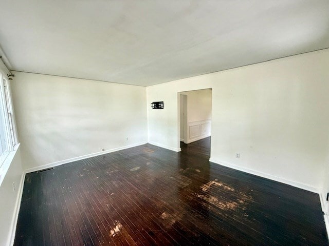 Foto del edificio - 1523 E Pinetree Blvd