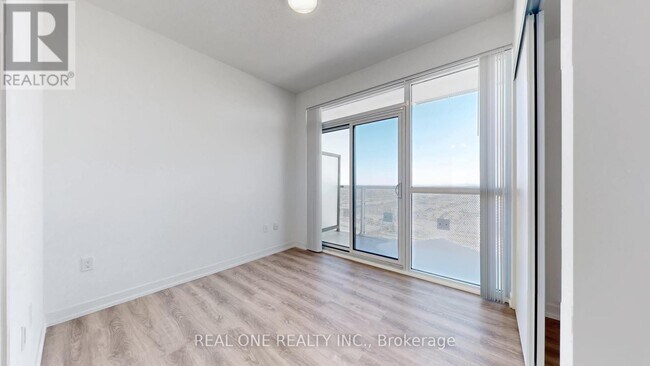 Building Photo - 8 Interchange Wy