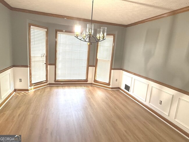 Building Photo - 3707 John Carrol Dr