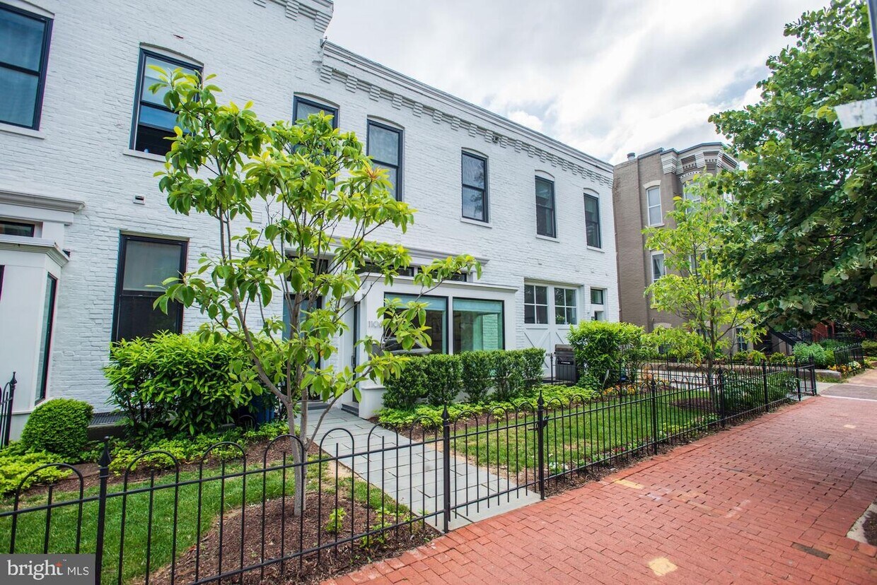 Primary Photo - 1106 T St NW