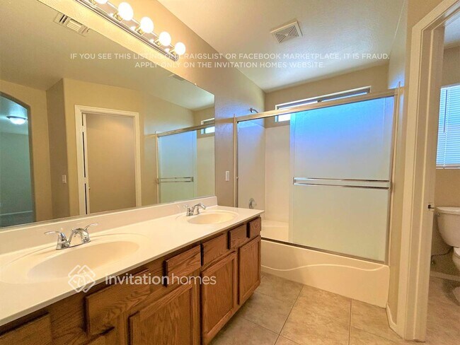 Foto del edificio - 12230 W Maricopa St