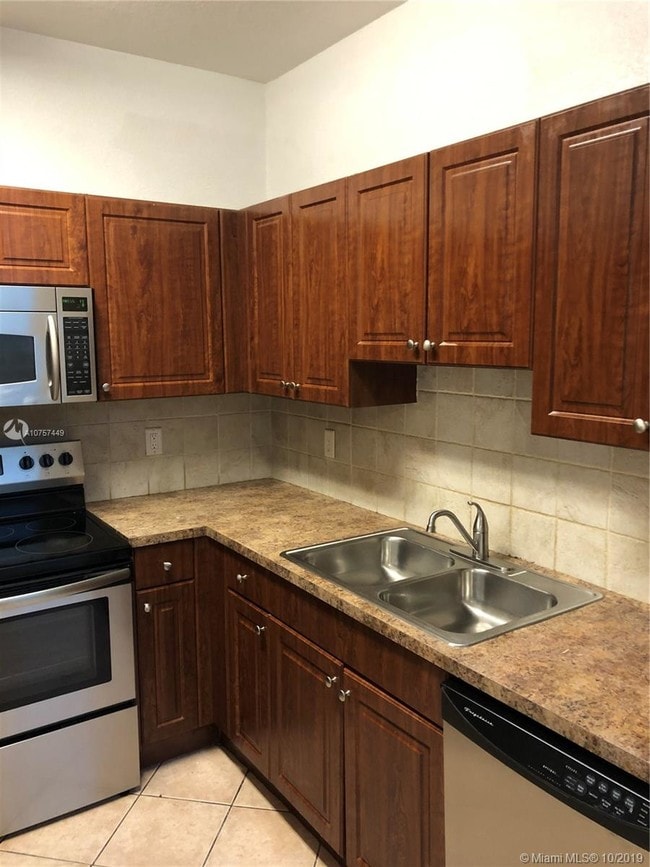 Building Photo - 1316 N Santa Catalina Cir