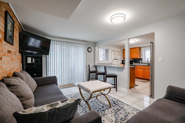 Foto del edificio - 9275 N Hamlin Ave