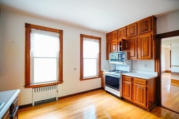 Foto del edificio - 174 Pleasant St