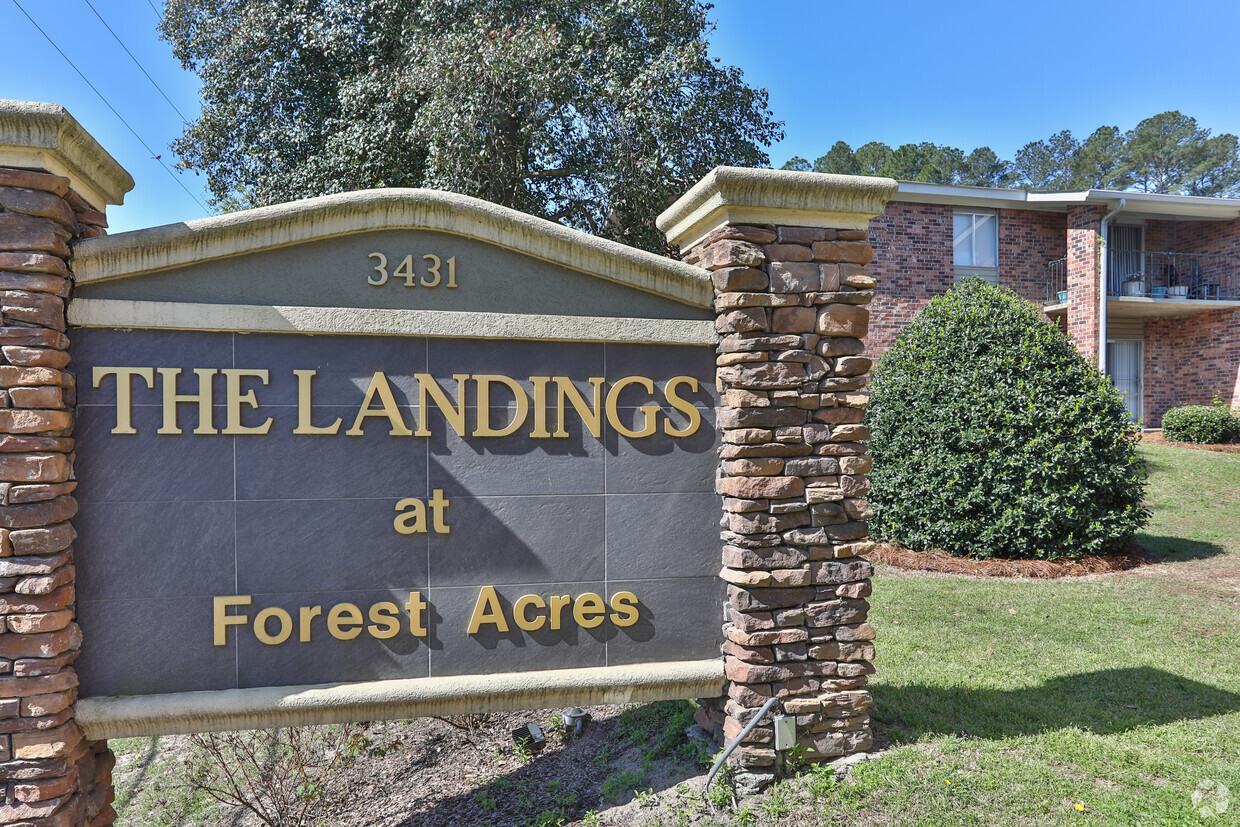 Foto principal - The Landings at Forest Acres