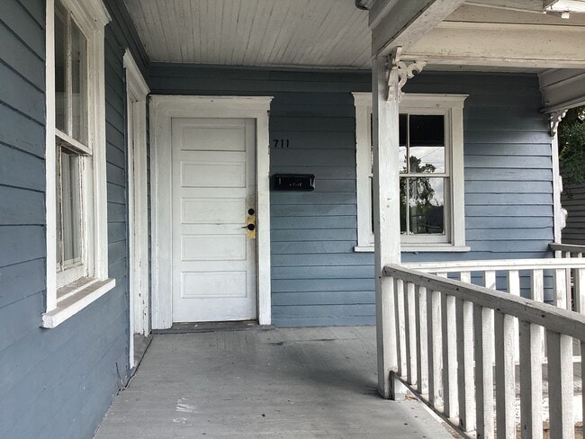 Foto del edificio - 3BR home in heart of downtown