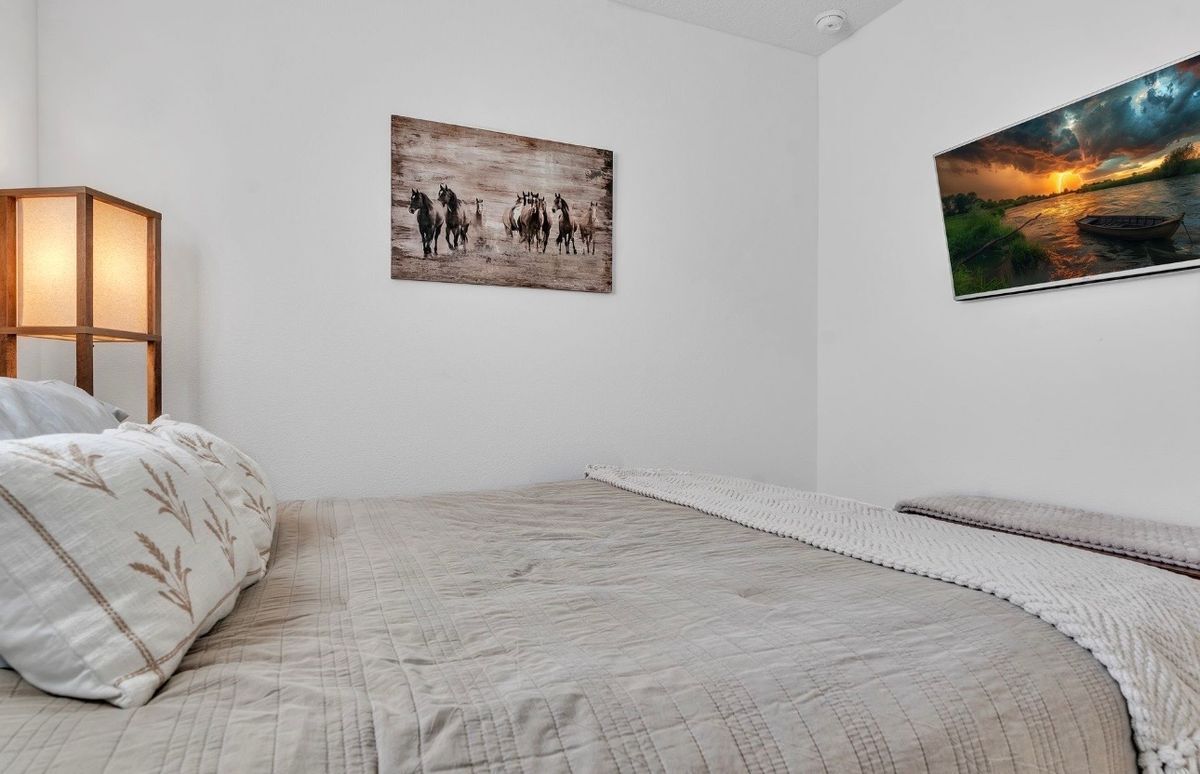 Foto del edificio - 1371 Vallecito Ct NW