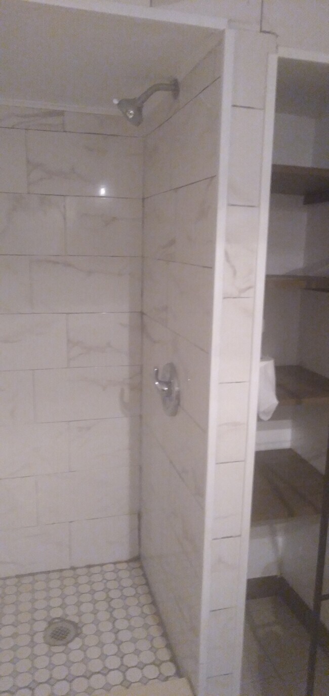 Bathroom - 5106 Wayne Ave