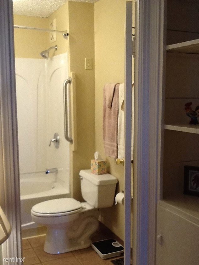 Primary Photo - 4 br, 2 bath House - 2257 Columbia Rd