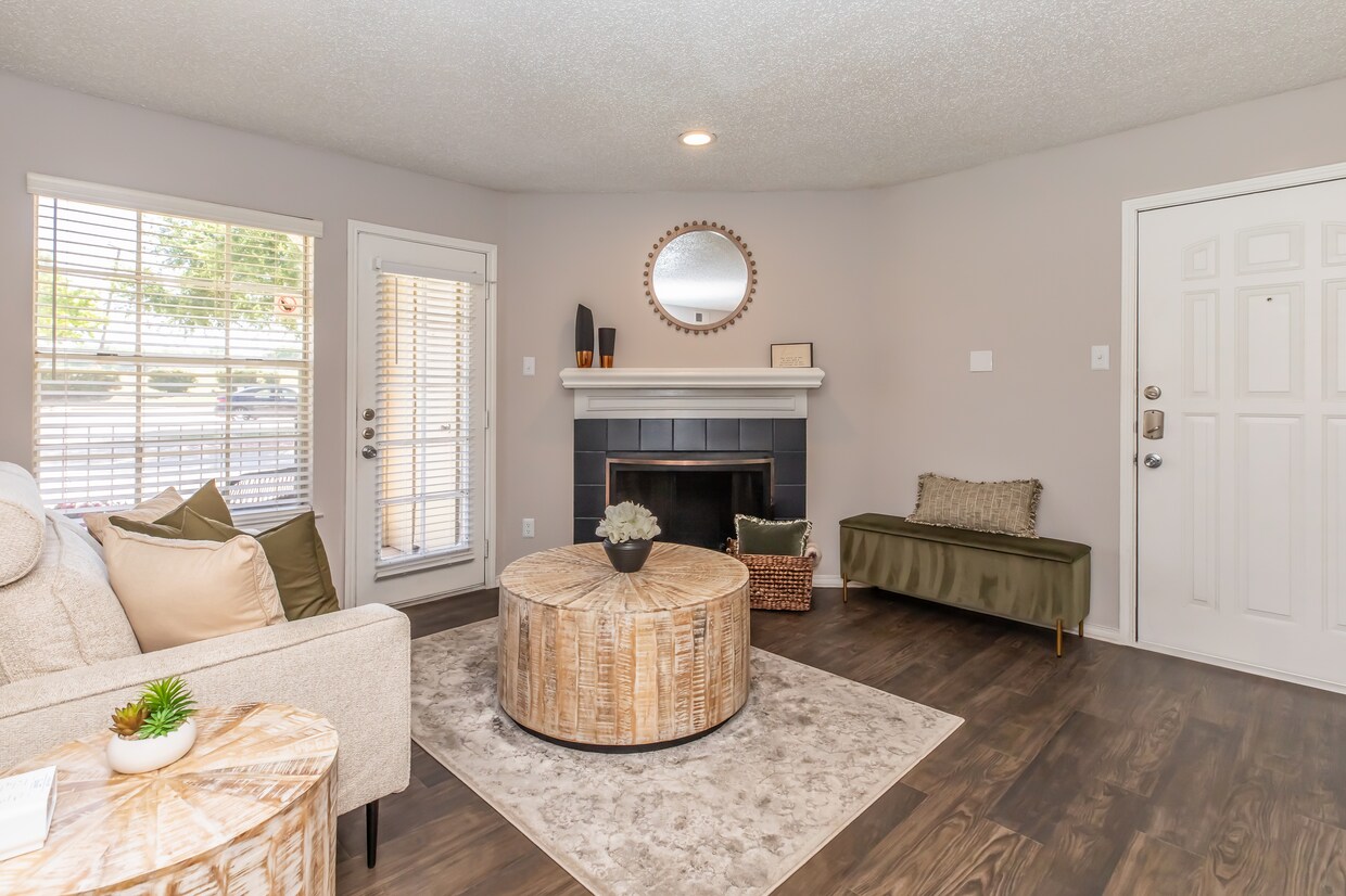 Foto principal - Eagle's Point Apartments