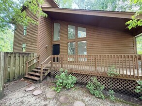 Building Photo - 321 Watergap Dr