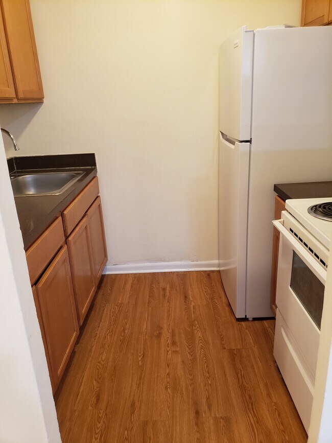 Foto del edificio - 6006 N Kenmore Ave