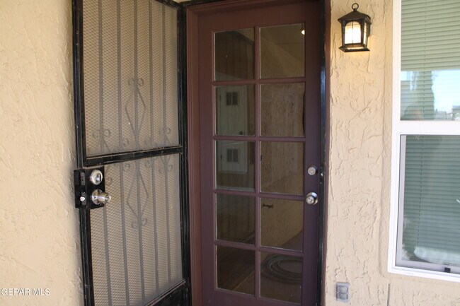 Building Photo - 3120 Voss Dr