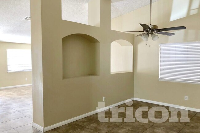 Foto del edificio - 2232 Ladue Dr