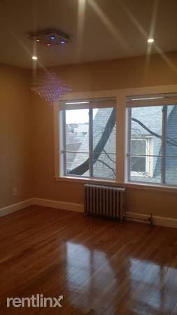 Building Photo - 66 Hyde Park Ave