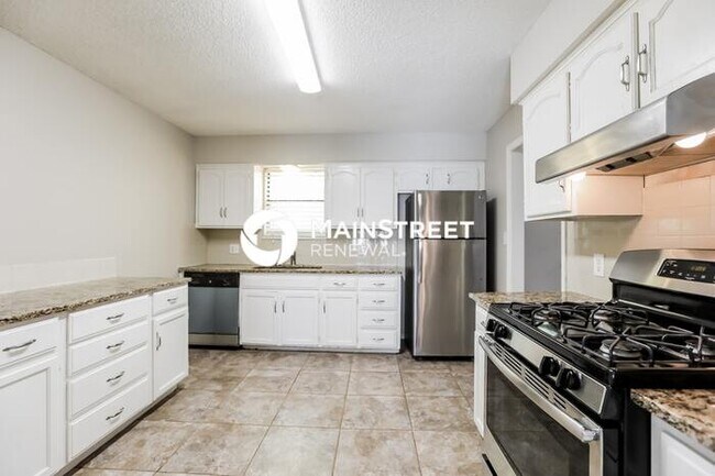 Foto del edificio - 3 Bedroom Pet-Friendly Home in Independenc...