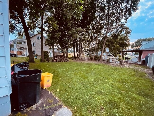 Building Photo - 65 N Harrison St