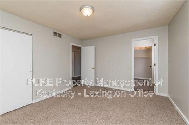 Foto del edificio - 794 Ridgeview Dr