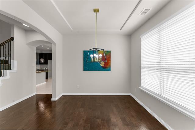 Foto del edificio - 701 Spring Falls Dr