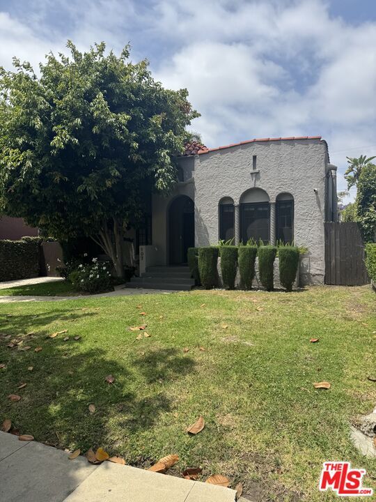 Building Photo - 107 S Lucerne Blvd