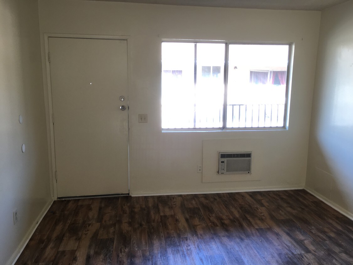 43 Apartments Available for Rent in Highland Park, CA