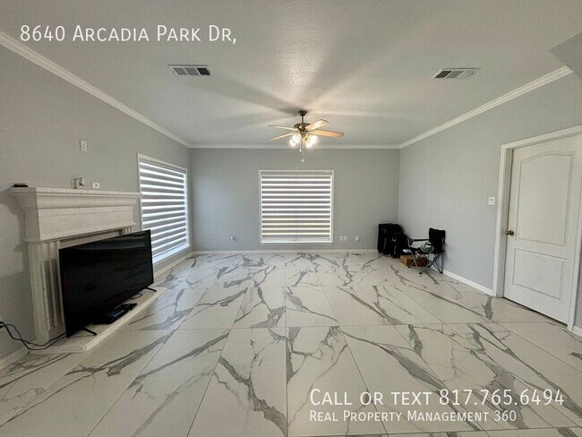 Foto del edificio - 8640 Arcadia Park Dr