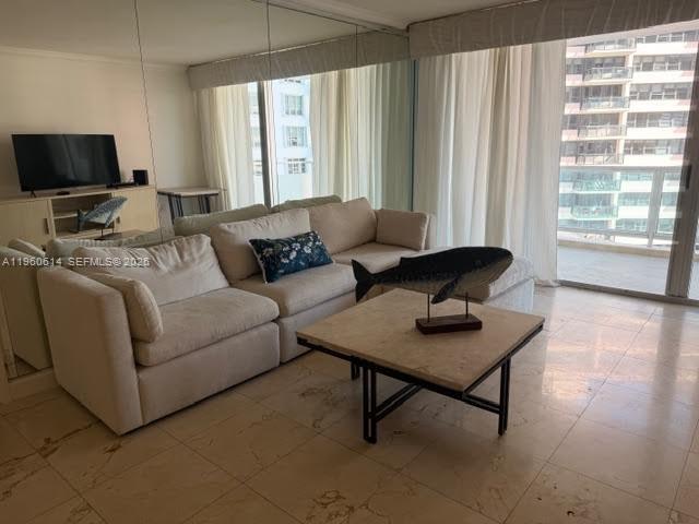 Building Photo - 5161 Collins Ave