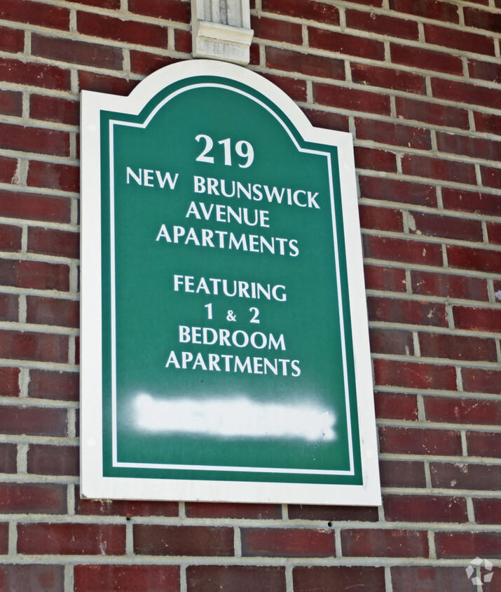 Foto del edificio - New Brunswick Avenue Apartments