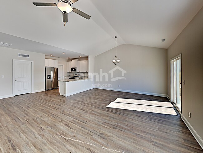 Building Photo - 120 Legacy Drive