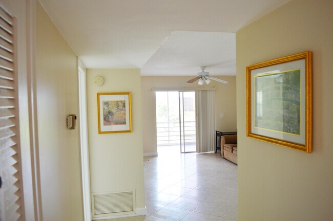 Foto del edificio - 2615 NE 1st Ct