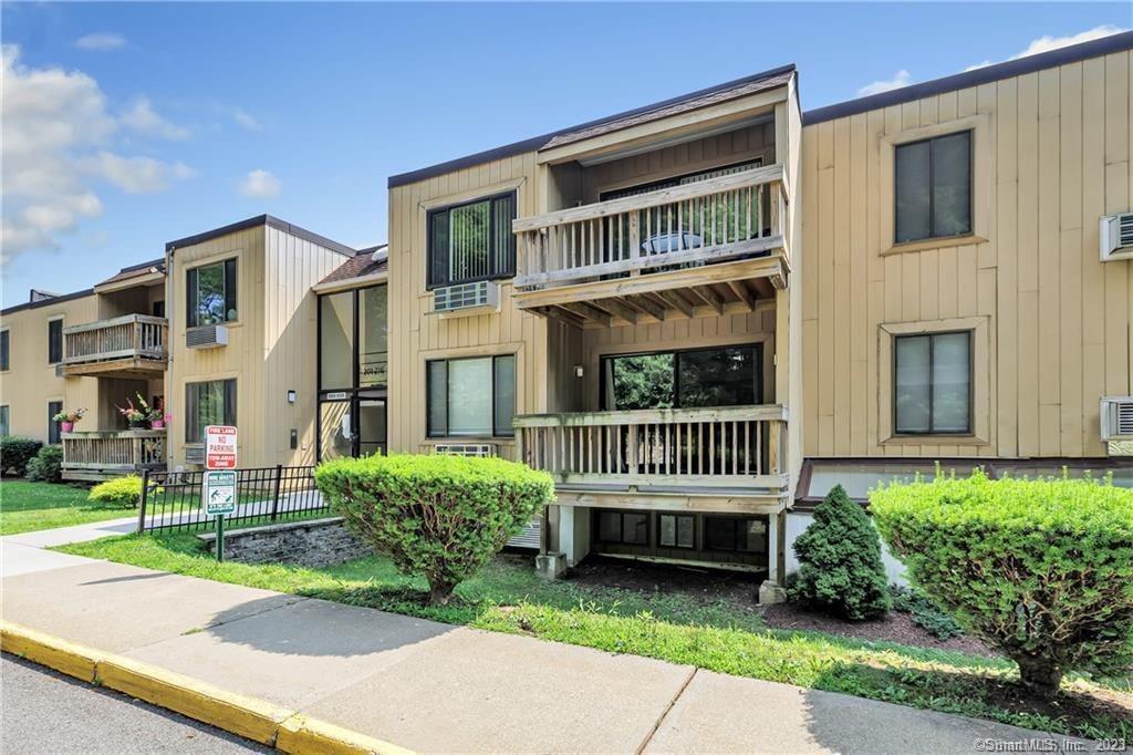 Foto principal - 175 Mill Pond Rd