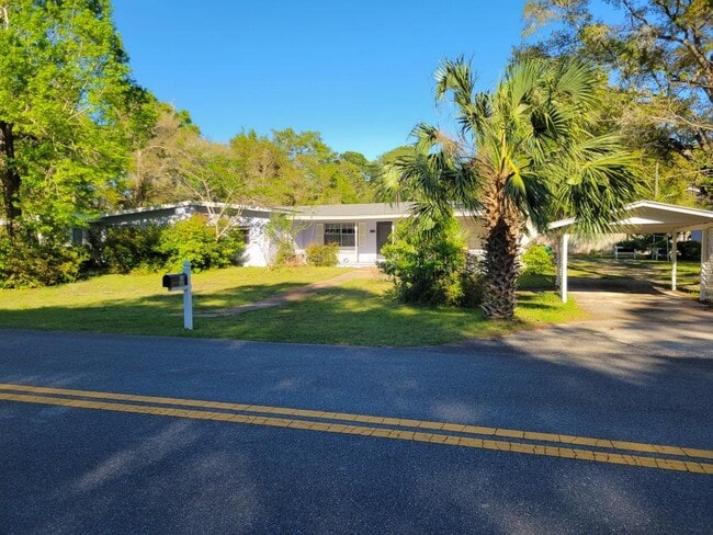 Building Photo - 508 NW 9th St
