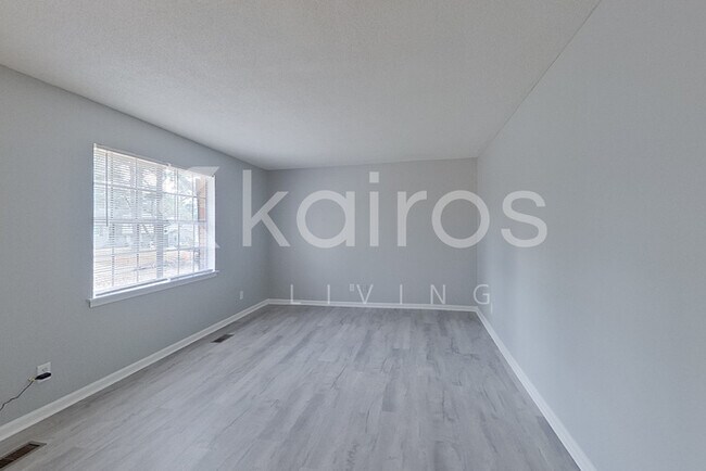 Foto del edificio - 1945 Croydon Cir