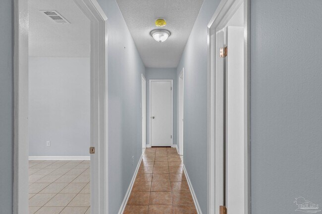 Foto del edificio - 7468 Brightwood St