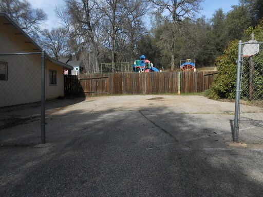 Building Photo - 10260 Combie Rd