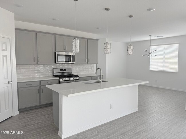 Building Photo - 25321 N 75th Ln