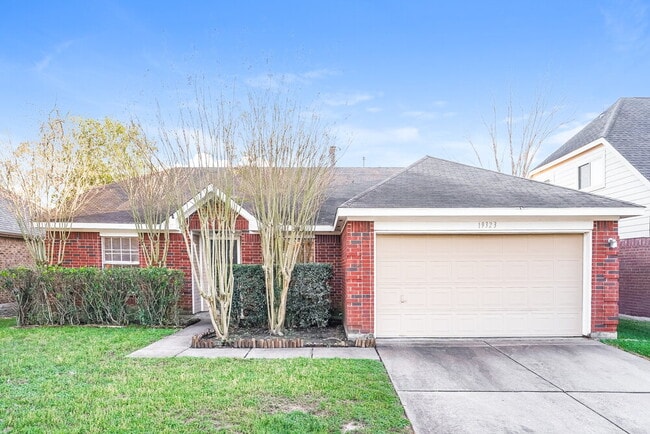 Building Photo - 19323 Bristlestar Dr