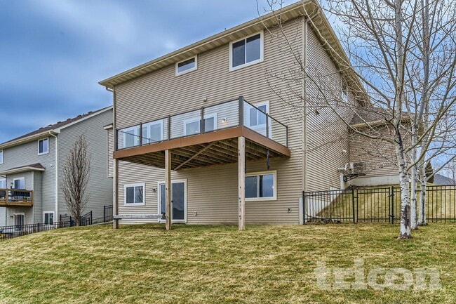 Building Photo - 1133 Rosemary Ln