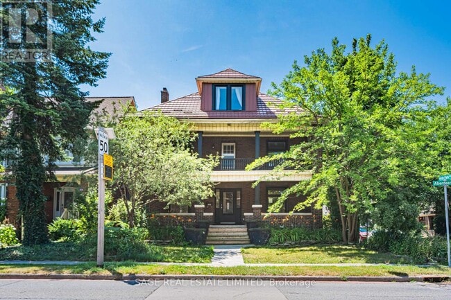 Building Photo - 459 Aberdeen Ave