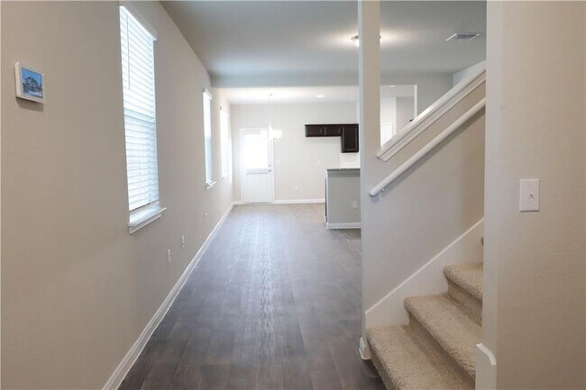 Building Photo - 13902 Levy Ln
