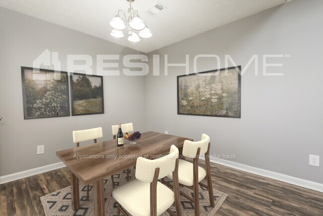 Foto del edificio - 1546 Thornwood Ct