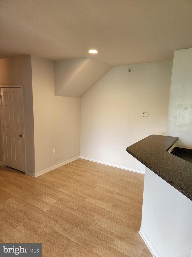 Building Photo - 13363 Connor Dr