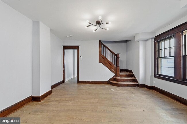 Building Photo - 1424 Hamilton Ave