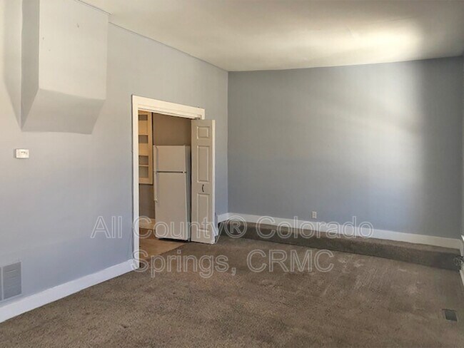 Foto del edificio - 217 N 1st St