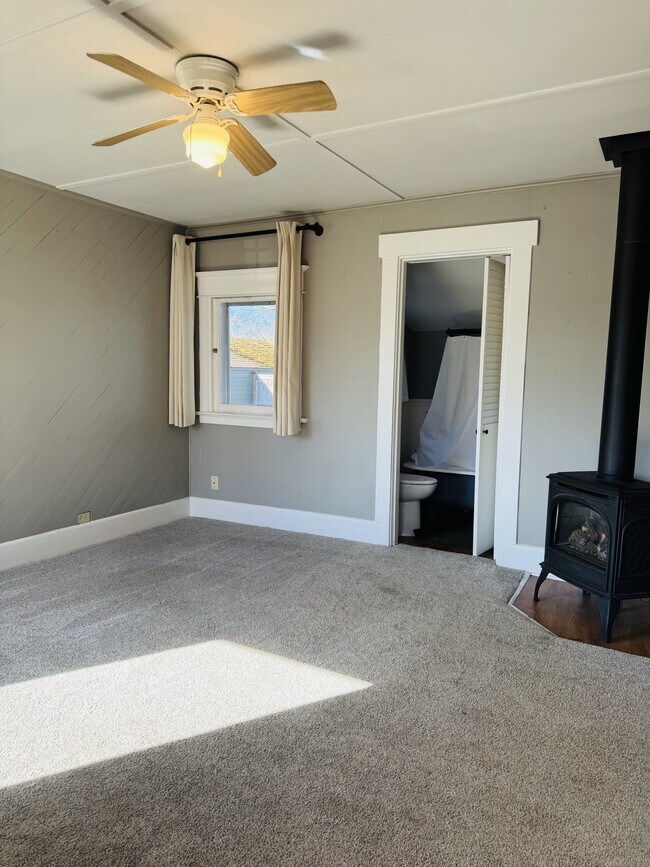 Foto del edificio - 1542 S Oakes St